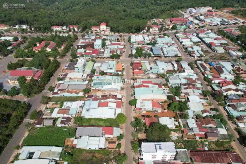 Bán Nhà Mặt Tiền Đường Trường Chinh Thị Trấn Măng Đen