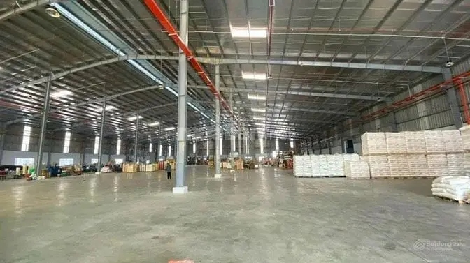 2.300M2!!!Cho Thuê Kho Xưởng Đường Phan Huy Ích, P15, Tân Bình.
