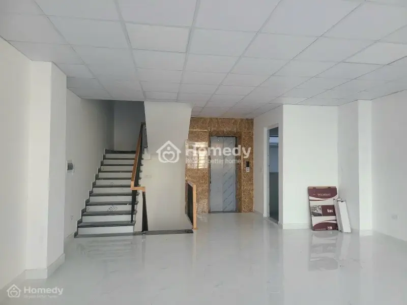 Cho Thuê Nguyên Tòa Lô Góc Water Front, Đối Diện Cổng Vinhomes