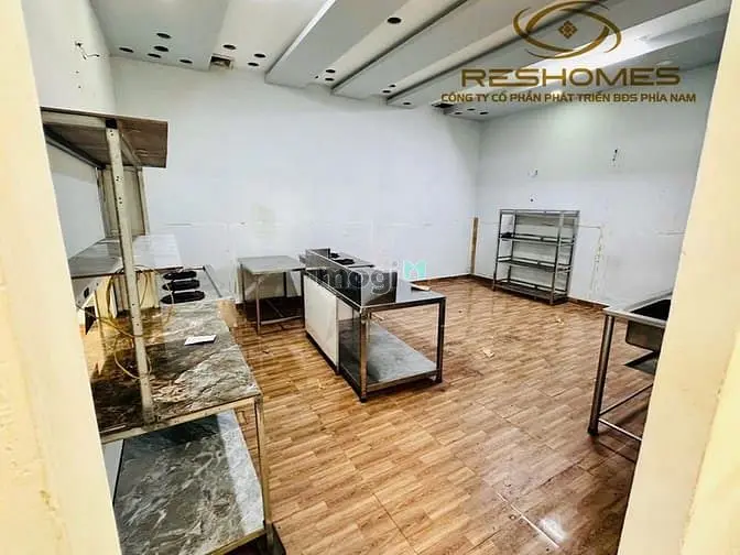 Cho Thuê Mặt Bằng Đẹp Gần 9 Mét Gần Vincom Giá Rẻ