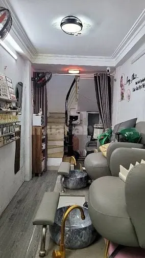 Nhỉnh 6Tỷ-Có Nhà 6Tầng/23M2-Sát Phố Minh Khai-Đầu Chợ Mơ-Full Nội Thất