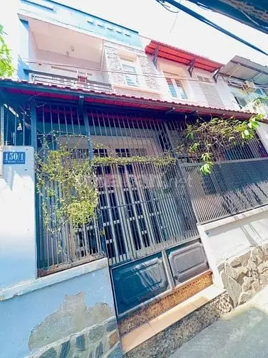 Nhà Diện Tích Mặt Tiền Khủng8M. Khu Vip P15.Q8. Cách Mt 1Căn