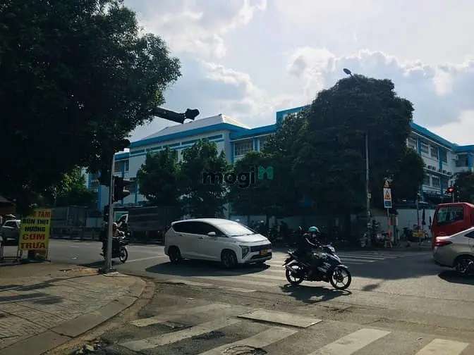 Cho Thuê Nhà 2 Mặt Tiền 231 Đường Tây Thạnh, 900M2, 1Hầm, 7 Tầng, Suốt