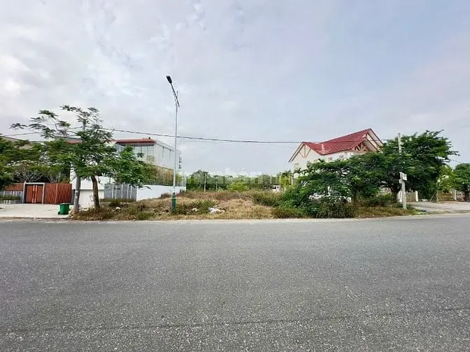 Bán Đất Măt Tiên Đuong Song Hào Quận Ngủ Hành Sơn Cũ..dt 469M2.. Liên