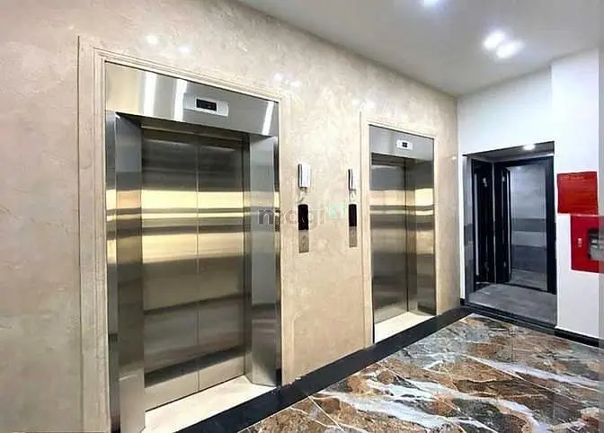 Bán Tòa Văn Phòng Mặt Phố Cầu Giấy- Mặt Tiền Rộng- 270M- 9Tầng- 133 Tỷ