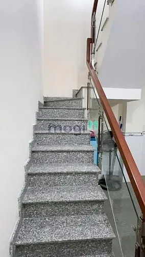 Cần Bán Nhà Phố - Đabg Cho Thue 18 Tr - Tô Ngọc Vân, 3 Tầng Btct