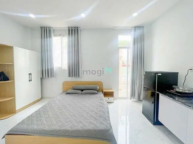 Căn Hộ Studio Balcony Cao Cấp Gần Ngã 6 Cộng Hòa