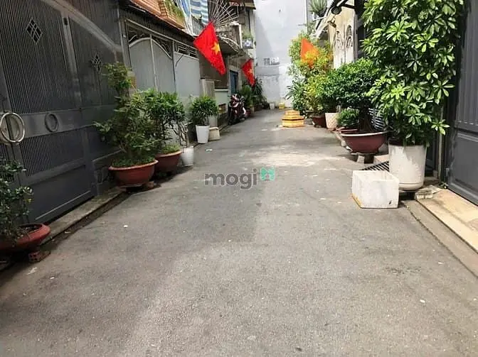 12 Tỷ - Hxh - Lê Văn Sỹ / Q.3 - 6X14M / 79M2 - 2 Tầng / Cpxd : 5 Tầng
