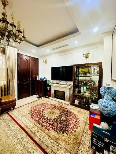 Nhà Đẹp Ô Tô Chạy Vòng Quanh Nguyễn Trãi 92M, 5 Tầng, Mt 5.5M. 37.5 Tỷ