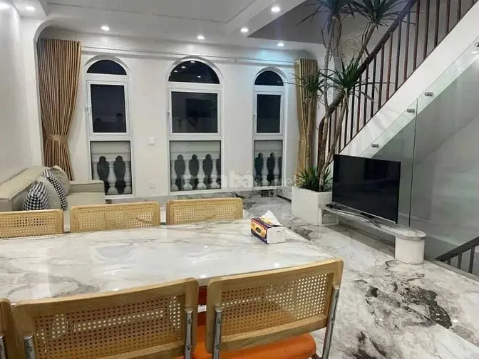 Bán Nhanh Nhà Phố Hoa Bằng, Thang Máy, 35M, 6 Tầng, 5M Mt, Giá 12 Tỷ