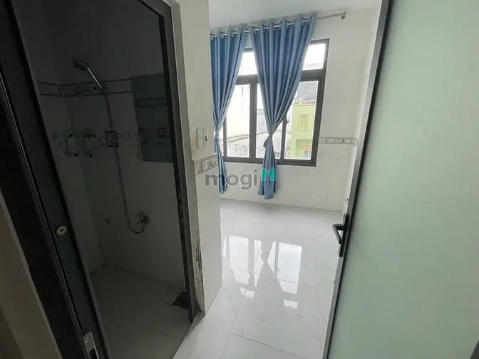 Hẻm Ô Tô, 7 Phòng Ngủ, Gần Quận 4, Giá Nhỉnh 5 Tỷ