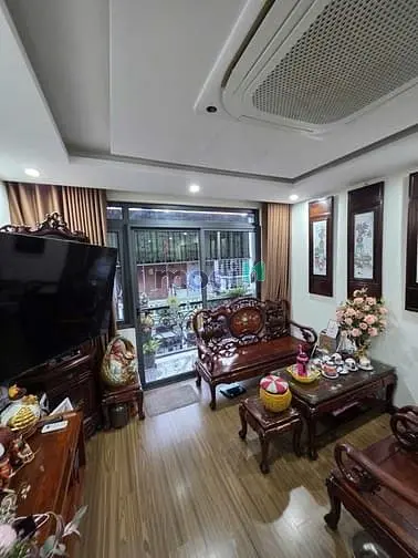Bán Nhà Phố Quan Hoa – Cầu Giấy, 8 Tầng, Oto, Gần Phố, 75M2 Giá 24 Tỷ
