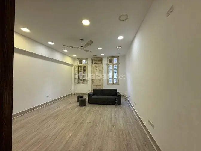 Chính Chủ Cho Thuê Nhà Ngõ Ô Tô Đỗ Tại Hoàng Hoa Thám Ba Đình Hà Nội