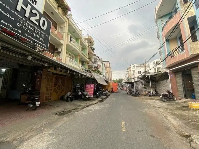 Bán Nhà Mặt Tiền Chợ Hạnh Thông Tây