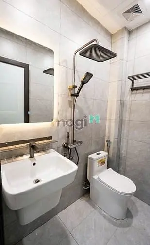 Bán Tòa Apartment Dương Quảng Hàm, 70M2 × 7 Tầng Thang Máy, 24 Tỷ