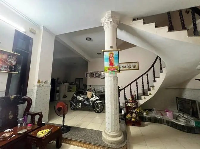 Bán Nhà Đẹp Ngang Lớn 9 Mét Dài 16, Nhà 3 Tầng Chỉ 26 Tỷ