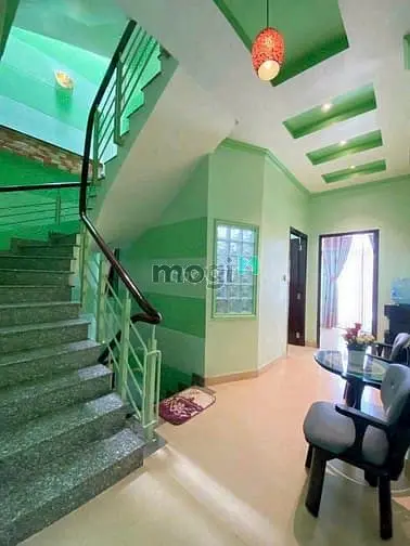 9.9 Tỷ - Hẻm Xe Hơi / Huỳnh Đình Hai - 4.8X14.3M / 56.4M2 - 5 Tầng 4Pn