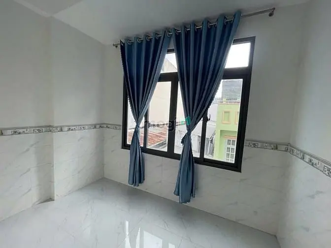Hẻm Ô Tô, 7 Phòng Ngủ, Gần Quận 4, Giá Nhỉnh 5 Tỷ