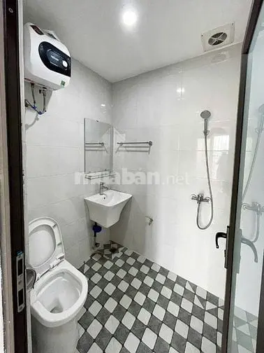 Còn 1P Full Đồ Ở Ngay,Thang Máy, Ban Công, K Chung Chủ Ở Thanh Xuân