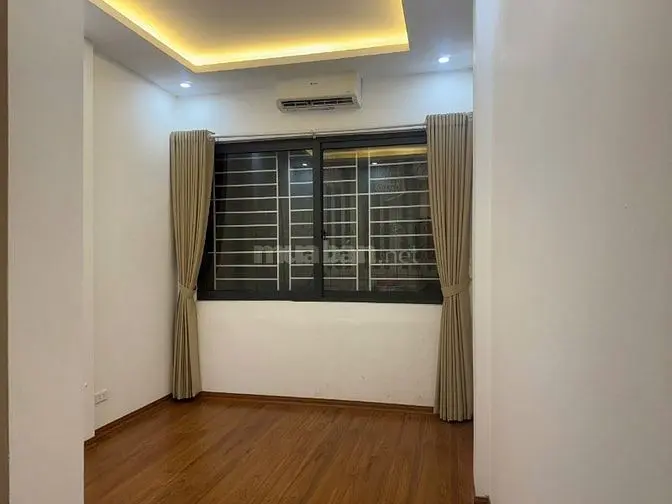 Chính Chủ Cho Thuê Nhà 5 Tầng Tại Phố Hương Viên Trung Tâm Quận Hai B