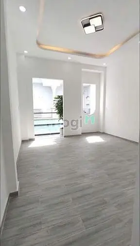 Nhà Đẹp 2 Tầng Kề Bên Tên Lửa - Tỉnh Lộ 10 | 42M2 | Giá Chỉ Hơn 4 Tỷ |