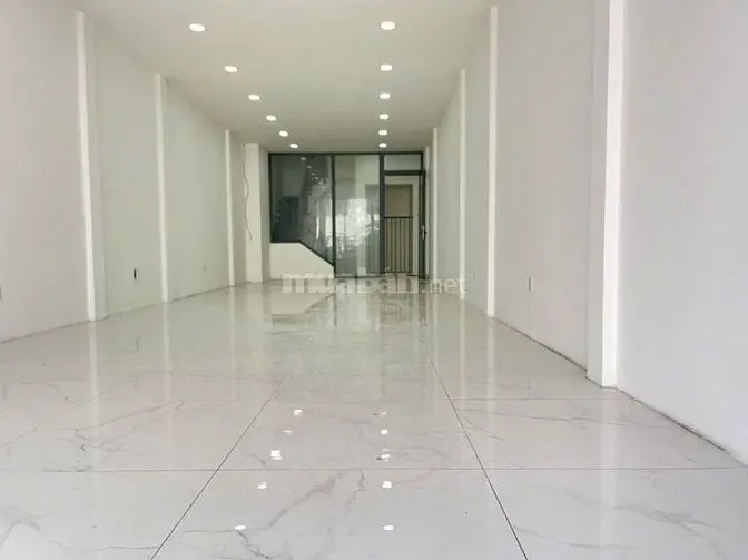 Chính Chủ Cho Thuê Mtkd 746 Sư Vạn Hạnh, Quận 10, Giao Nhà Ngay.