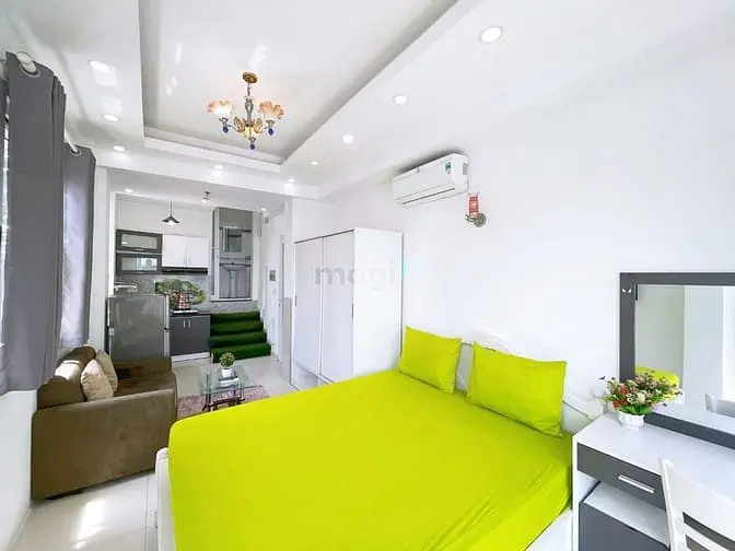 Cho Thuê Phòng Trọ Ban Công Thoáng Mát - Quận 10 - Trống Sẵn