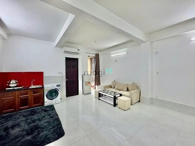 Căn Hộ 40M2, Bancol Thoáng, Nội Thất Đầy Đủ Gần Etown Cộng Hoà T.bình