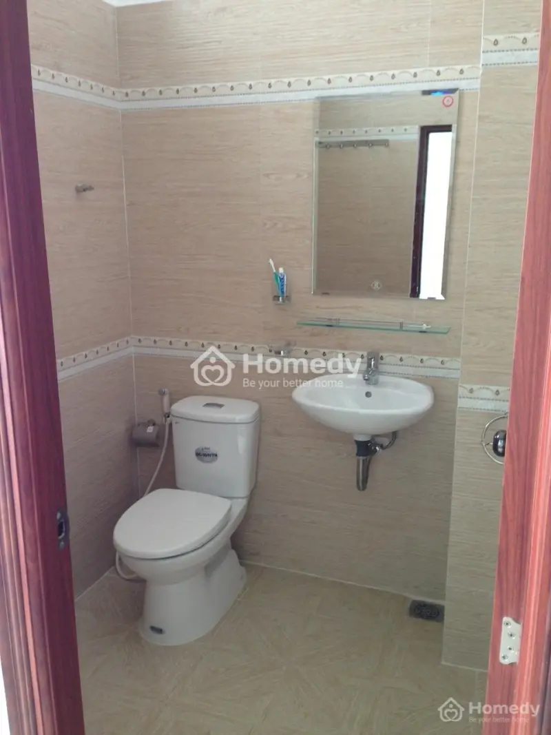 Biệt Thự Mini Hiện Đại, Rất Chắc Chắn, Còn Mới, Sân Vườn Mát Mẻ