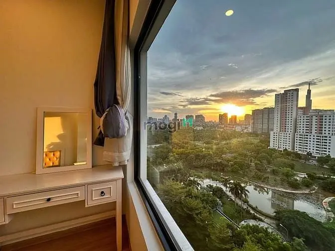 New City - Căn 2 Phòng Ngủ Full Nt Đẹp (Dt 75M2). Giá 16 Triệu/Tháng
