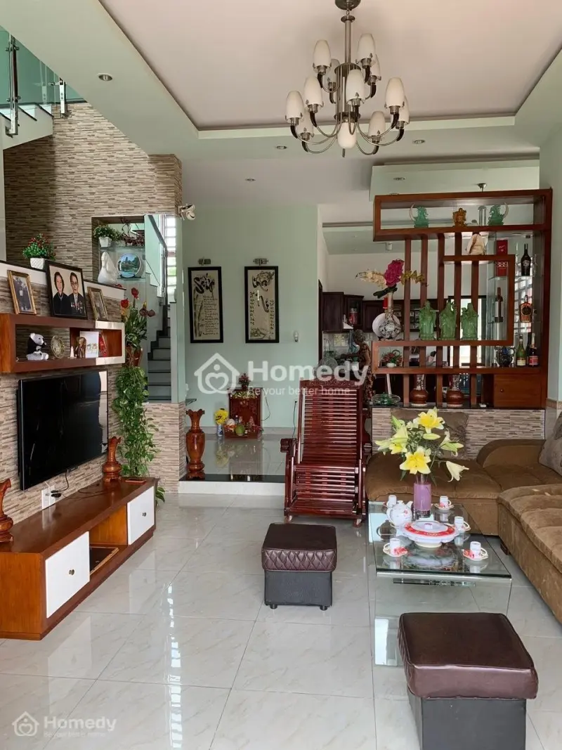 Biệt Thự Mini Hiện Đại, Rất Chắc Chắn, Còn Mới, Sân Vườn Mát Mẻ