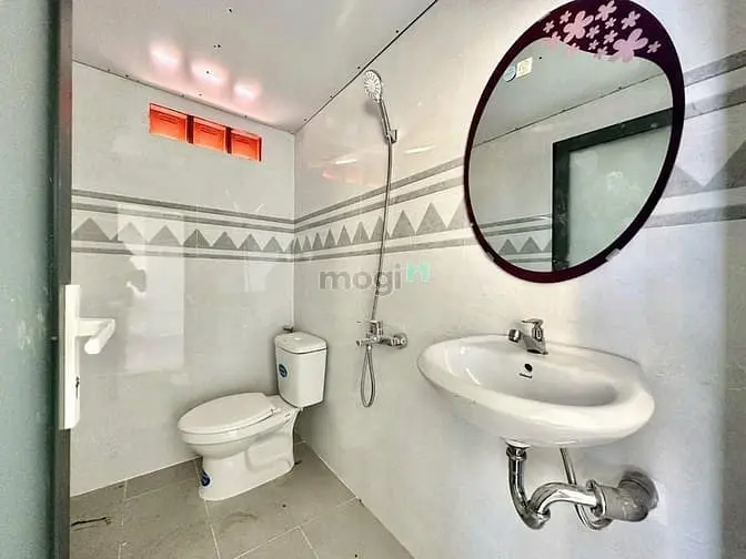 Cho Thuê Phòng Gác Cửa Sổ Lớn Ở Nơ Trang Long, Chợ Bà Chiểu Bình Thạnh