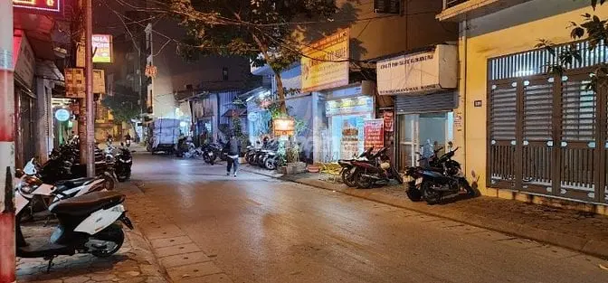 Bán Nhà Mặt Phố Số Nhà 107 Phố Chùa Quỳnh ( Anh Trọng: 0975192018)