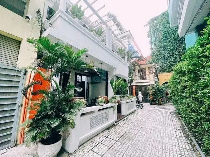Biệt Thự Mặt Tiền Trung Tâm Quận 1 - Phan Kế Bính - 2 Tầng Sân Vườn