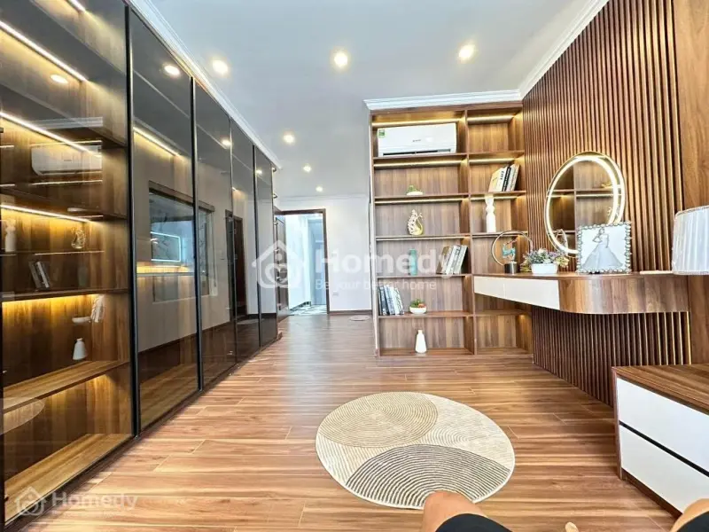 Bán Nhà Ngọc Khánh, Ba Đình, Diện Tích 52M², Xây 6 Tầng Kiên Cố, Mặt Tiền 4.6M, Giá 18.5 Tỷ