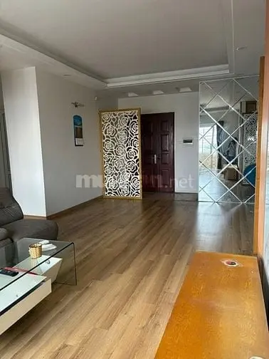 Cho Thuê Căn Hộ Chung Cư Tầng Cao, Tại 45 Nguyễn Sơn Long Biên