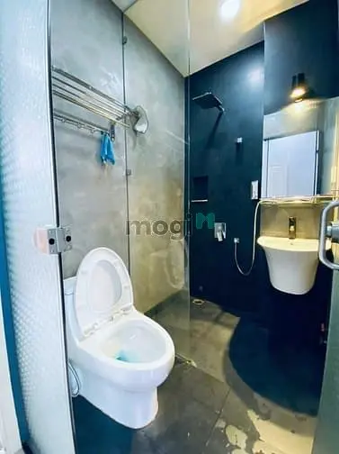 🏩 Toà Nhà 7 Tầng Thang Máy Hẻm 8M Nguyễn Thiện Thuật Phường 1 Quận 3
