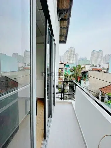 Căn Hộ Balcony Full Nội Thất Ngay Gần Lanmark 81