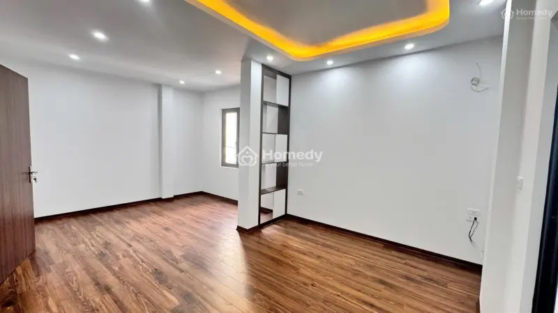 Hơn 4 Tỷ Có Ngay Nhà 5 Tầng Xây Kiên Cố Ở Kim Chung, Đúng 10M Ra Oto Đỗ Ảnh Thật , Thông Tin Chuẩn