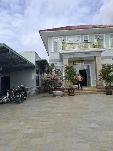 24 Tỉ Chỉ 17Tr/M2 , Bán Biệt Thự 207M2 Long Phước ,Ngag 36.6M