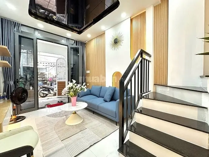 ⭐️Nhà 2 Lầu Tuyệt Đẹp Cao Cấp Góc 2 Mặt Hẻm Nguyễn Đình Chiểu, P4, Pn