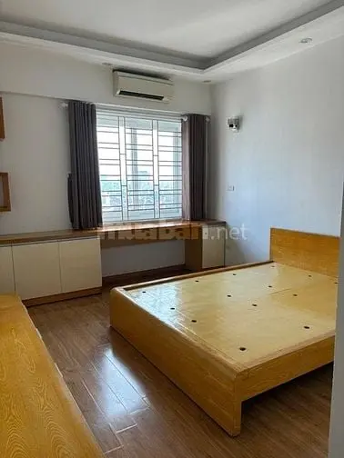 Cho Thuê Căn Hộ Chung Cư Tầng Cao, Tại 45 Nguyễn Sơn Long Biên