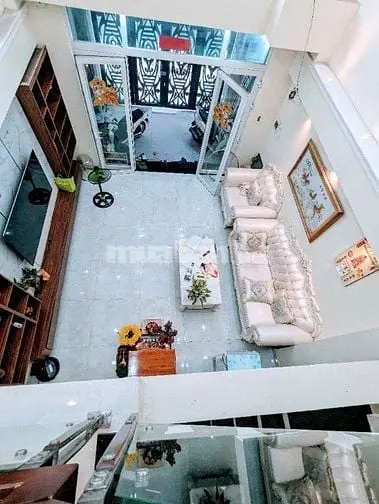 Gần Chợ Phước Long, Q.7, Dt 5X16M