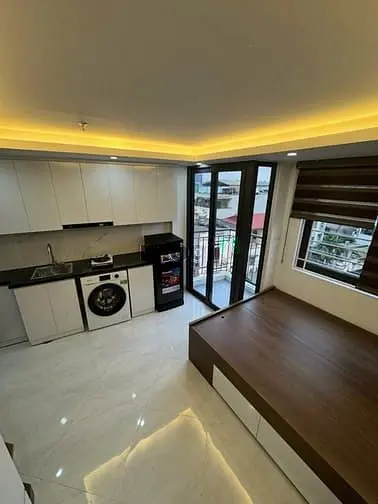 Căn Hộ Mới Tinh Full Đồ Ban Công Ngay Cạnh Hồ Tây