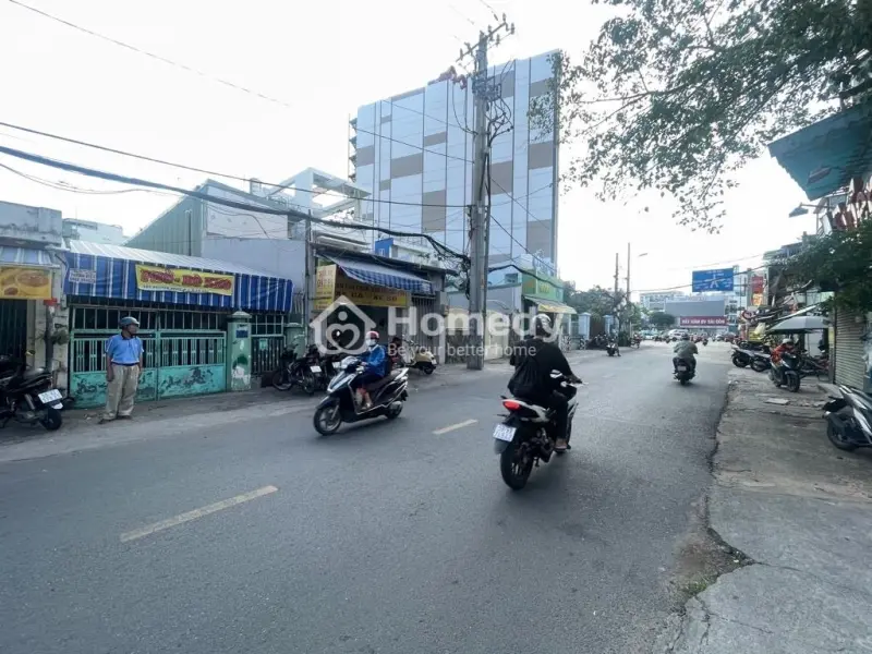Mặt Tiền Vòng Xoay Lê Quang Định- Phạm Văn Đồng 361M2 Ngang 8*56 Nhà Nát