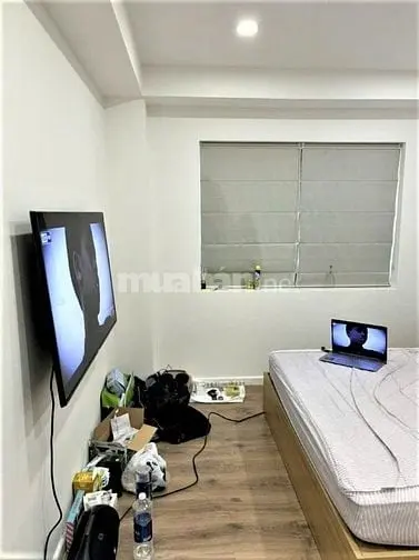 Bán Gấp Nhà Nguyễn Thị Minh Khai P.bến Thành Q.1 Mới 4 Tầng Chỉ 8,3 Tỷ