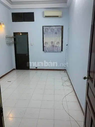 Cho 2 Nữ Thuê Phòng Thoáng Mát