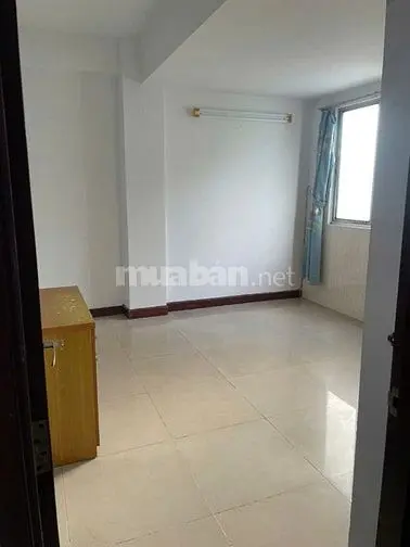 Cc Nguyễn Thị Tần P2Q8 62M 2Pn 2 Ban Công Có Sẵn Nt Cạnh Chợ Rạch Ông