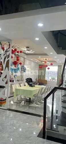 Nhà 10X19M, 1 Hầm 3 Lầu, Kdc Dương Hồng, Bình Hưng B/C
