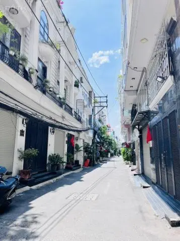 6020330 ảnh đại diện 1